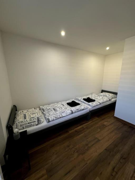 Modern Apartment In City Centre Bańska Bystrzyca Zewnętrze zdjęcie